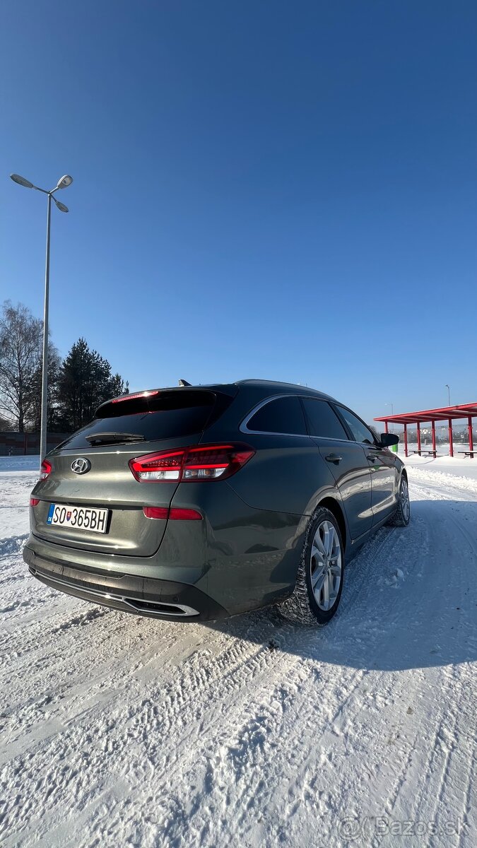 Hyundai i30 CW 1.5i CVVT DPI Play - 10