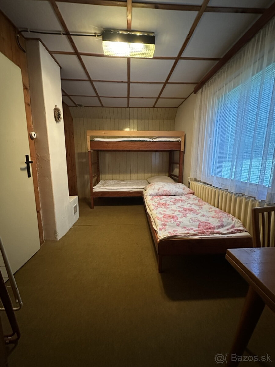 Jedinečná chata v Hronci, Majer - 10