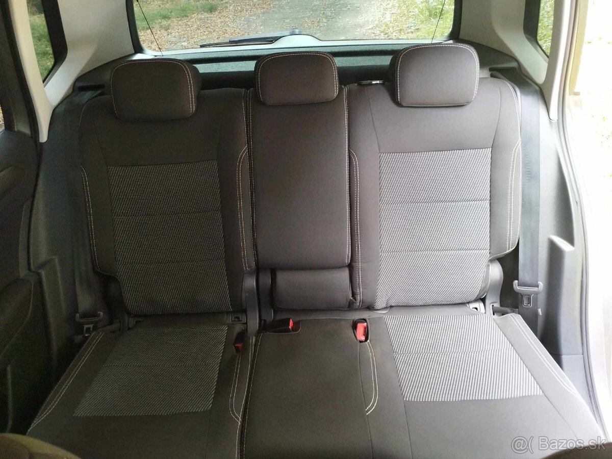 VW Golf Sportsvan - 10