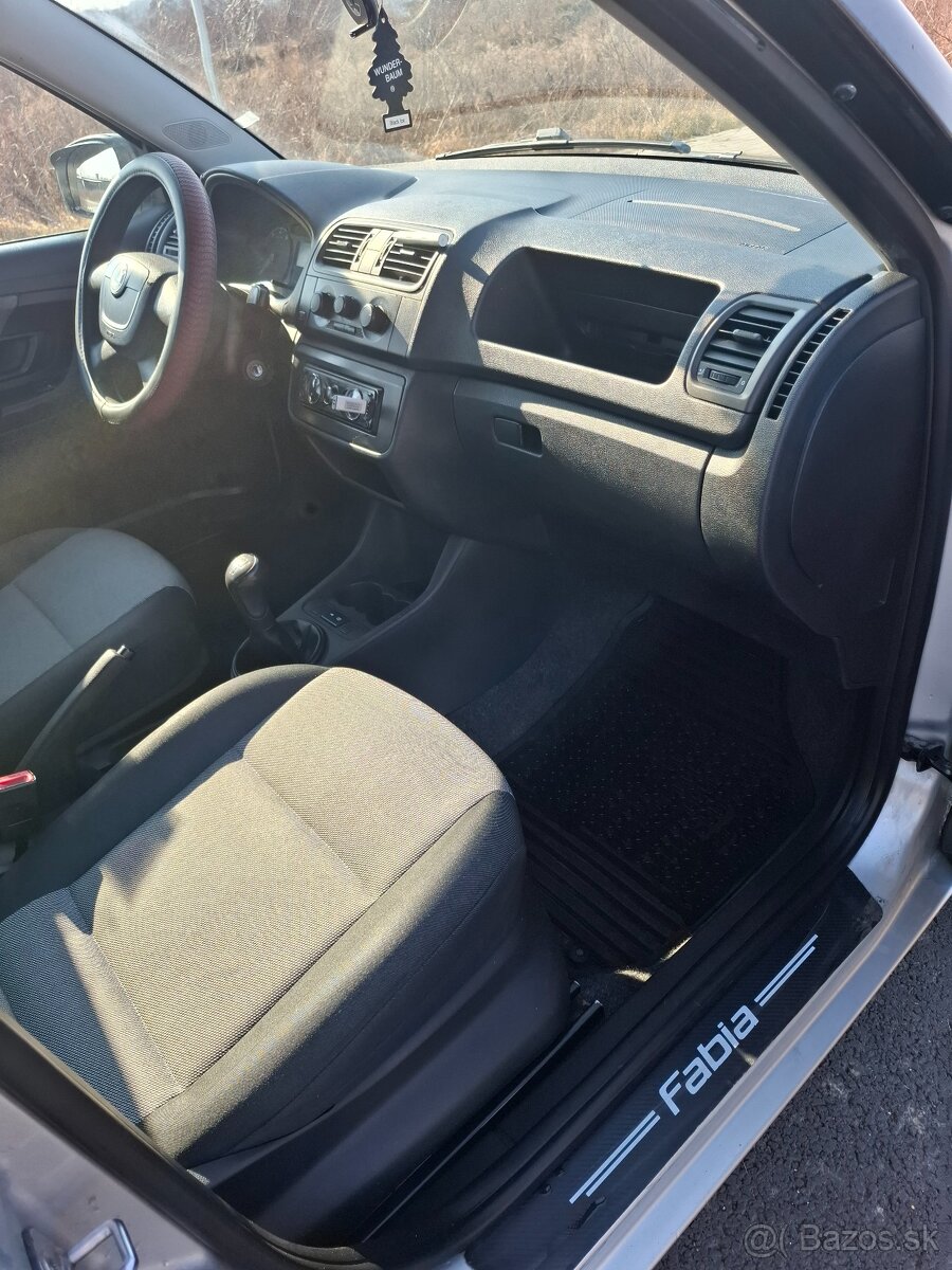 Škoda Fabia 2 (rok 2010) - 10