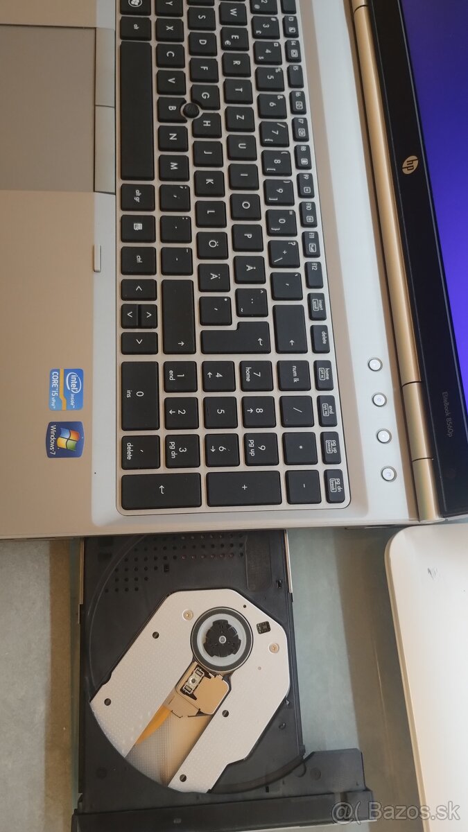 Predám notebook HP EliteBook 8560P - 10