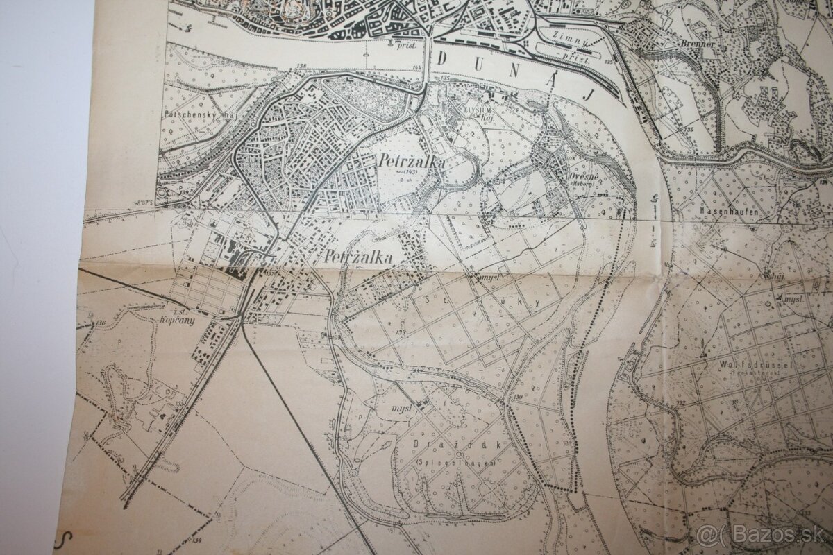 Takmer 100 ročná mapa Bratislavy s okolím - 10