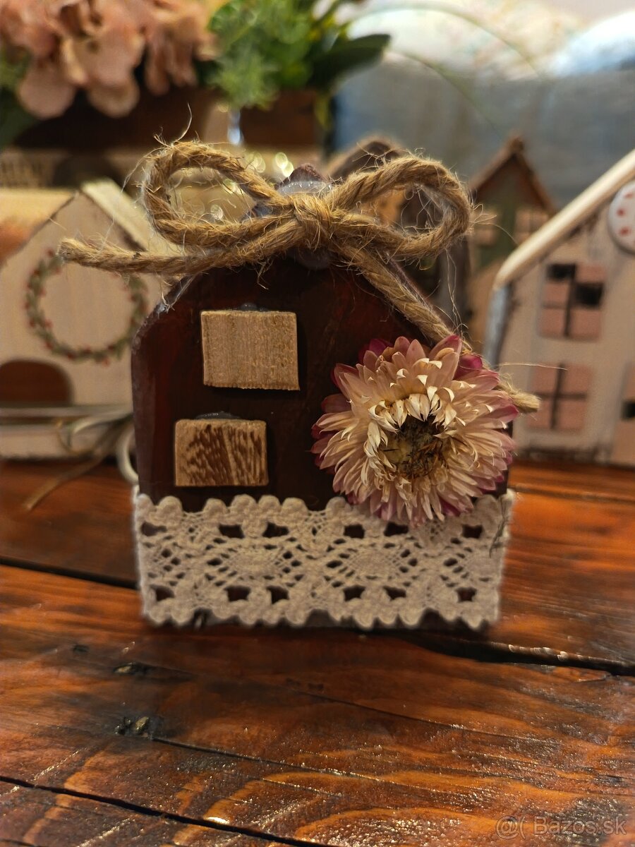 Dekoračné domčeky, venčeky😊 - 10