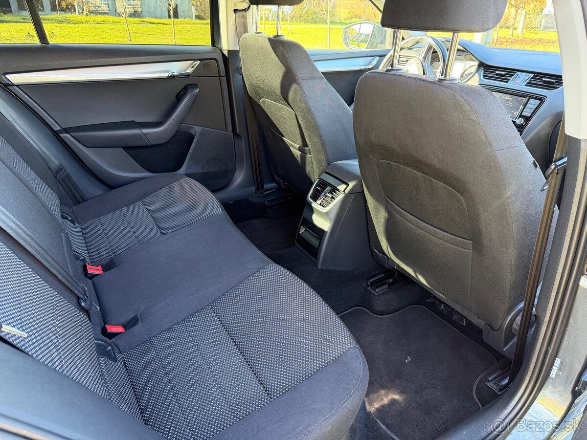 Škoda Octavia Combi 1.6 TDi 77 kw - 10