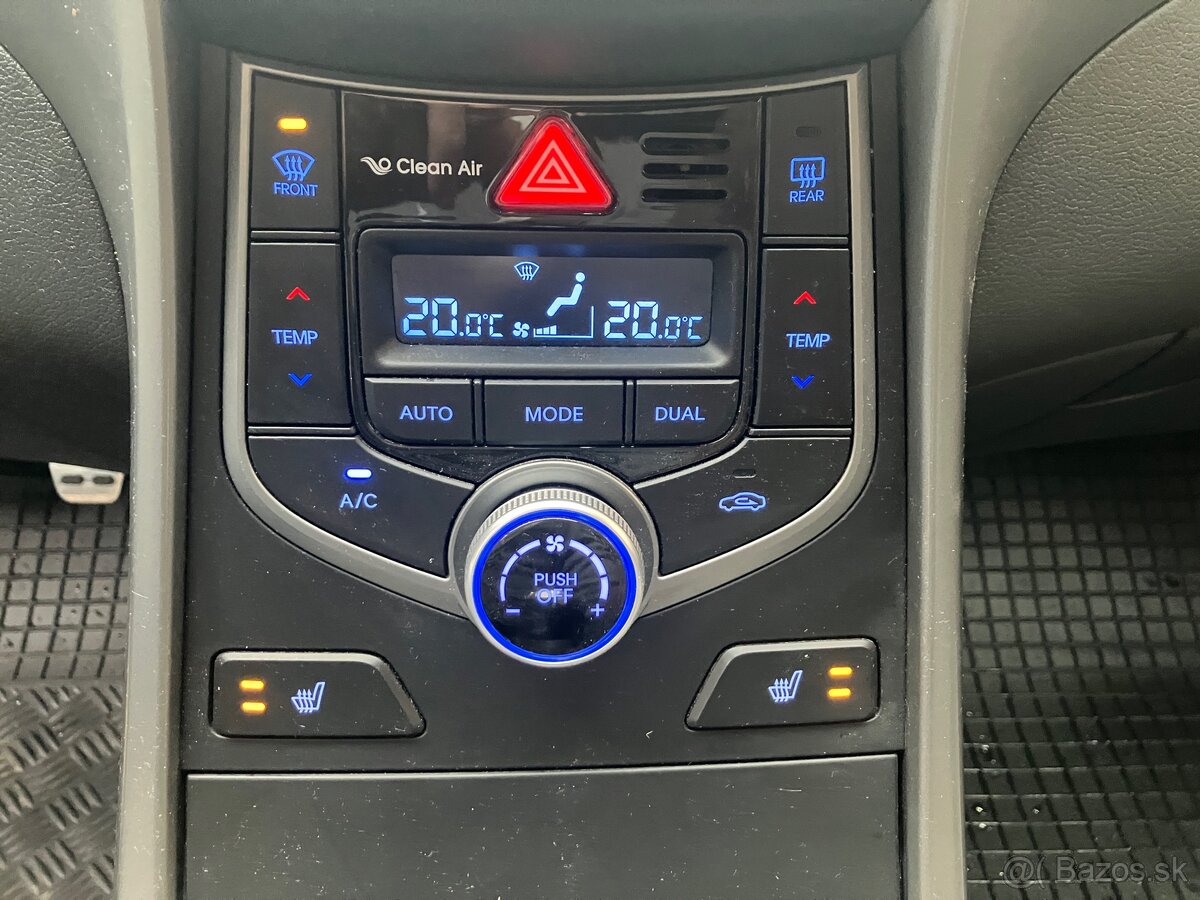 Hyundai kupený v SR, len 55 300km, Top stav. - 10