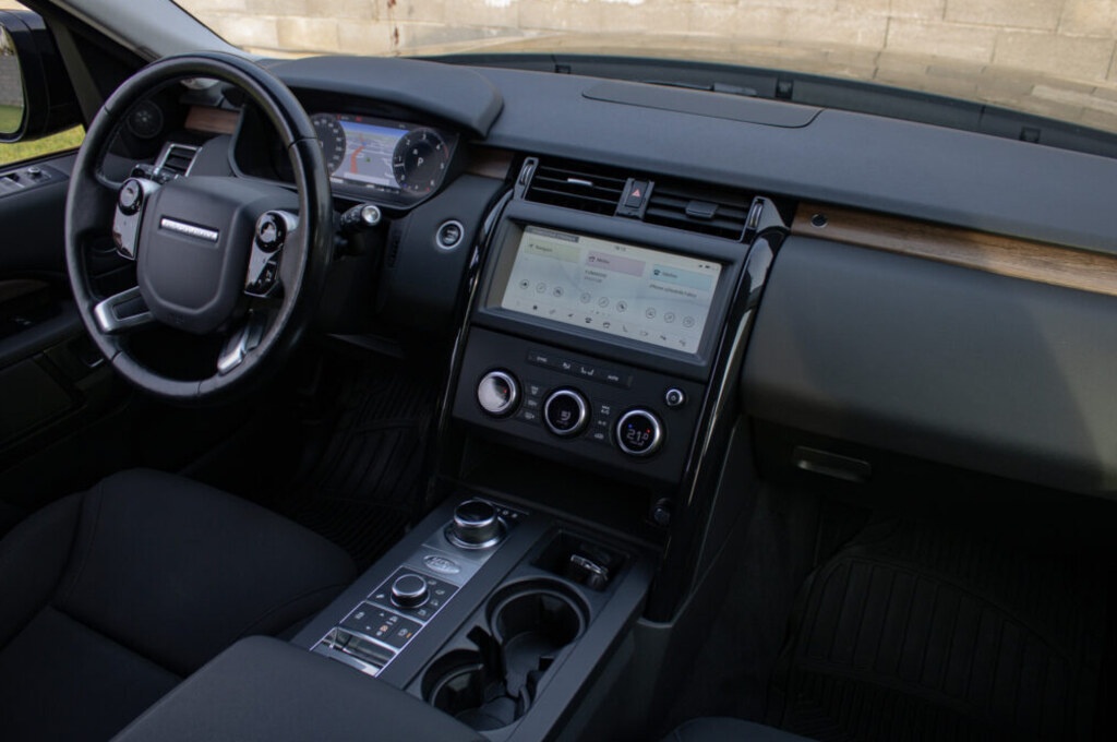 Land Rover Discovery 3.0 SDV6 SE - 10