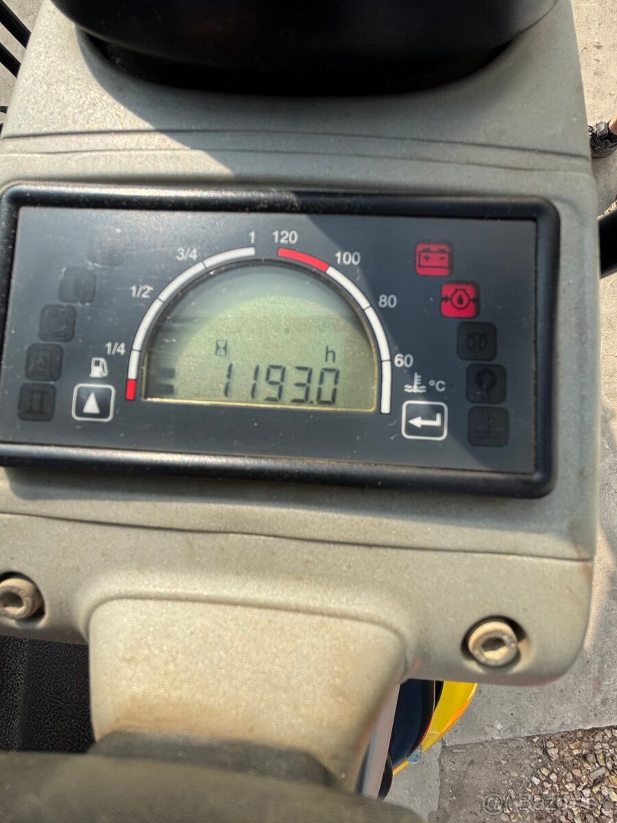 Wacker Neuson EZ17 - 10