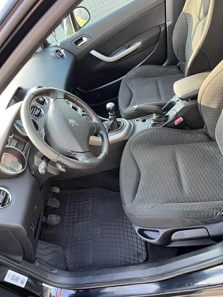 Peugeot 308sw 1.6hdi - 10