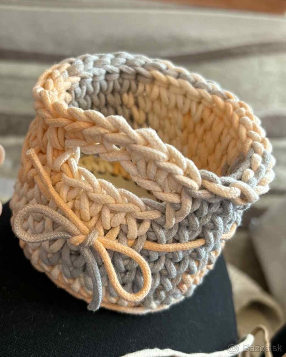 Ručne háčkované kvety, košíčky a dekorácie 🌹🌷🧶🧵 - 10