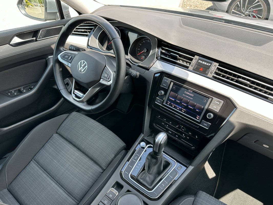 Volkswagen Passat Variant 2.0 TDi DSG 4Motion - 10
