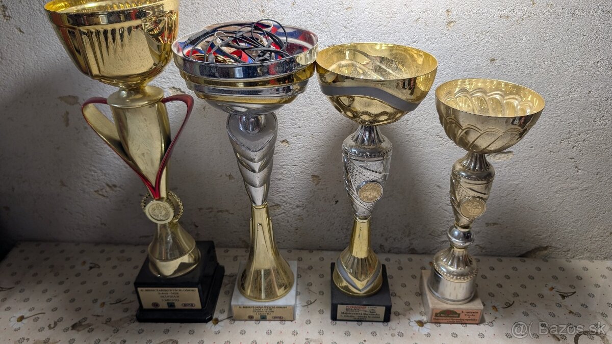 Pohare z automobilovych sutazi 4 ks - 10