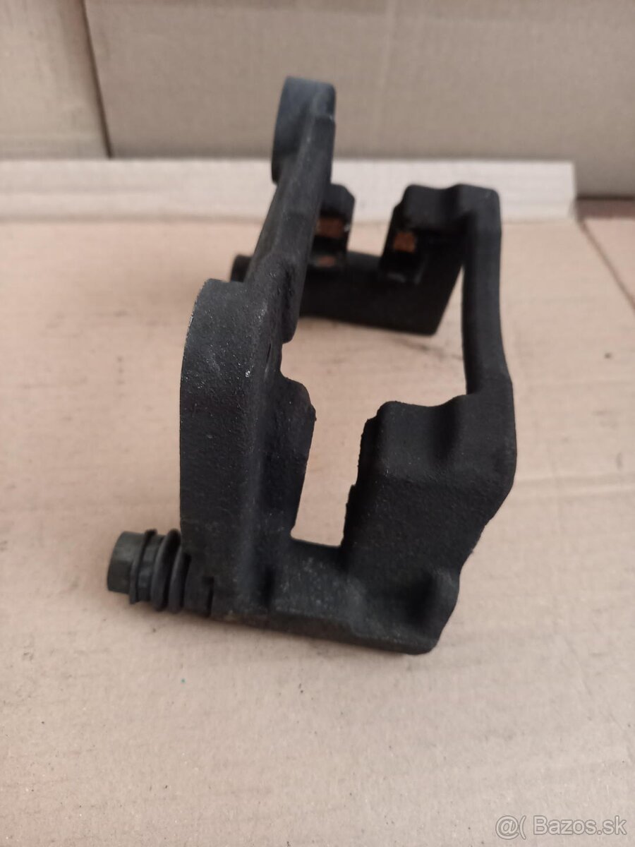 Podpera strmeňa Mazda - 10