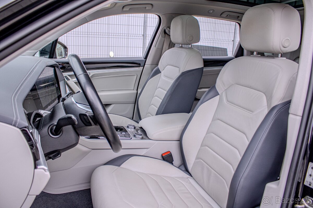 Volkswagen Touareg 3.0 V6 TDI SCR 210kW R-Line 4Motion - 10