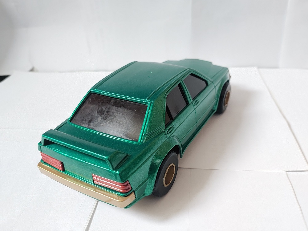 Model auta Mercedes Benz 190E - 10