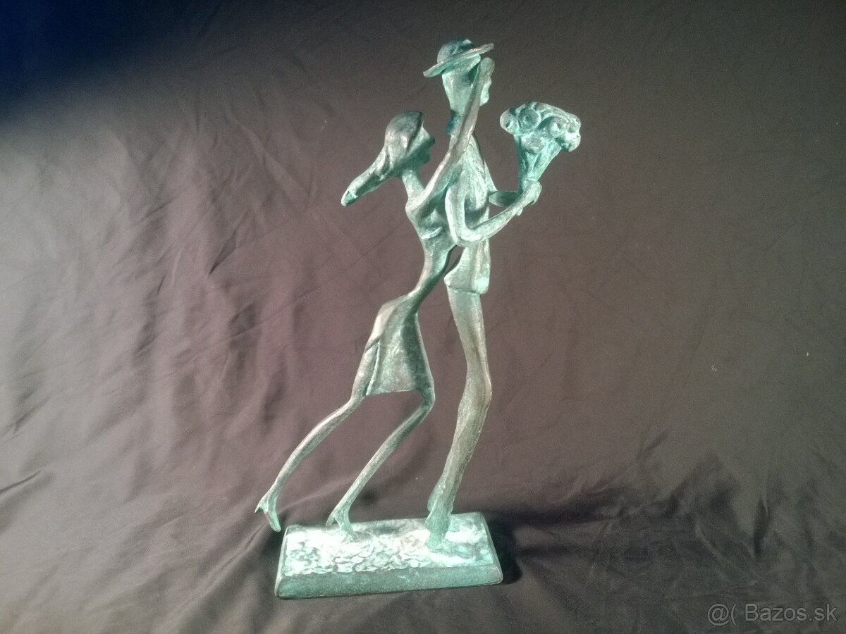 Stretnutie -Bronzová socha - 10
