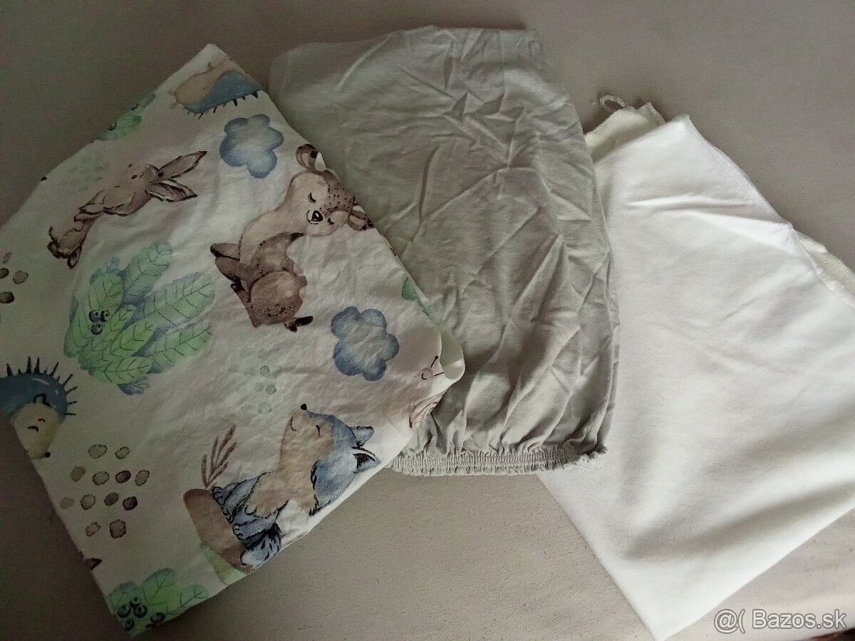 Predám detskú postieľku+ 2x matrac, plachty, mantinel... - 10