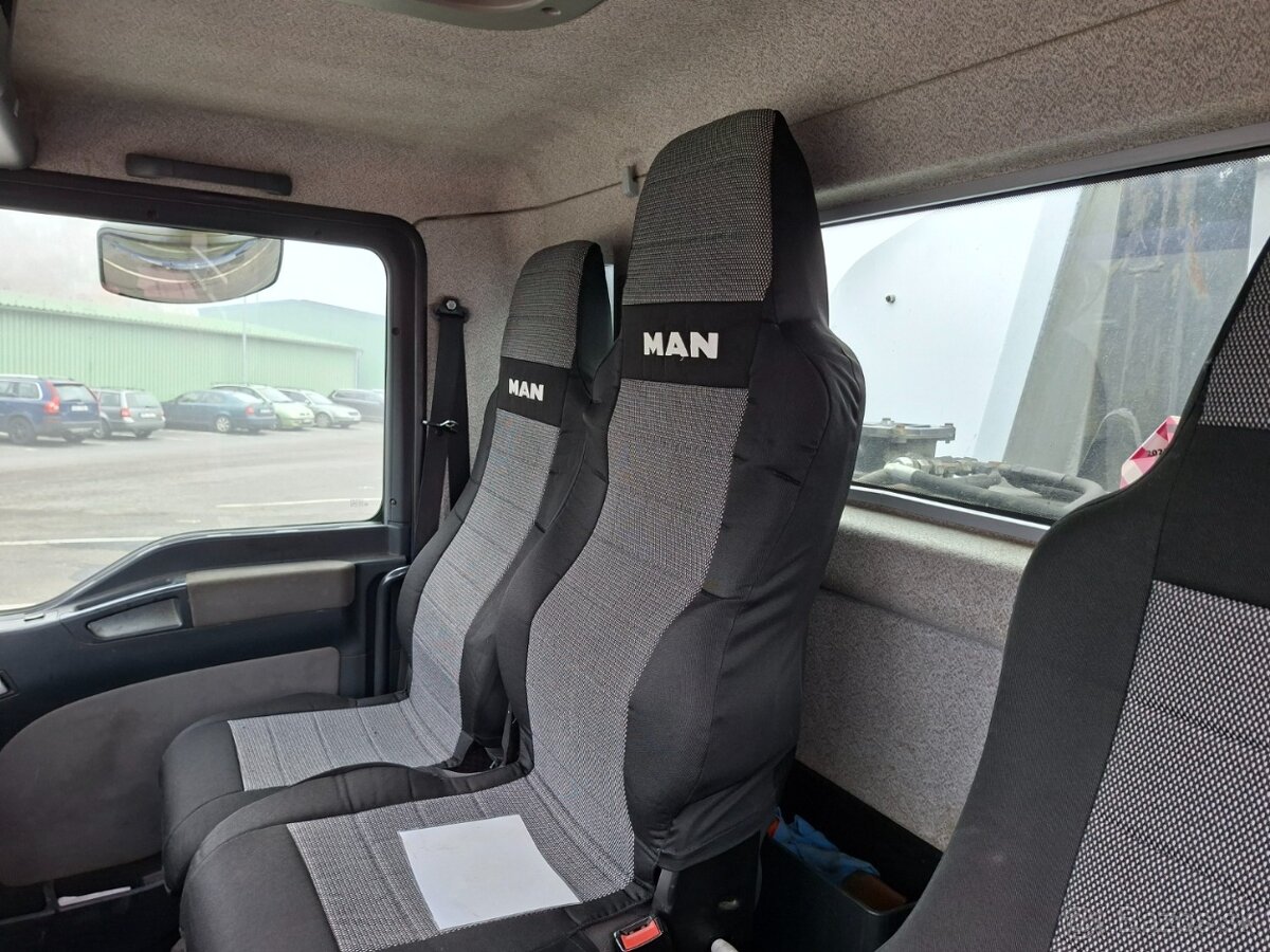 MAN TGM 18.240 + KOBIT MK 8 - 10