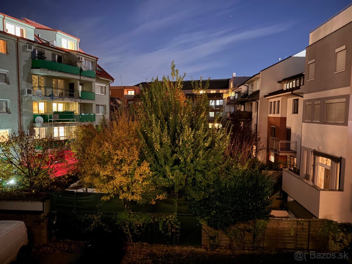 ČIASTOČNE ZARIADENÝ 2izb. BYT S BALKÓNOM, NERUDOVÁ ULICA - 10