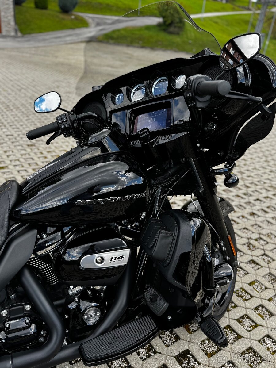 Harley Davidson/ Electra Glide Ultra Limited 114 FLHTK - 10