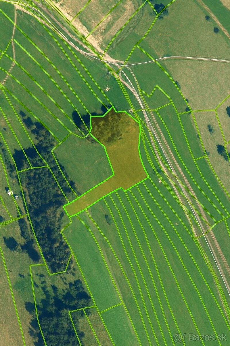 Rozľahlý pozemok s nádherným výhľadom - 10