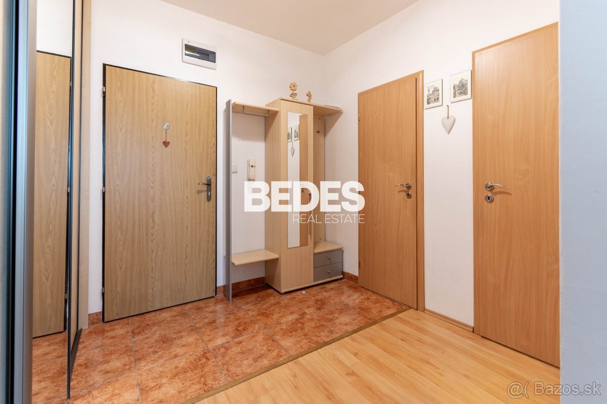 Kompletne zariadený 2-izbový byt pri hrádzi, Sihoť - 10