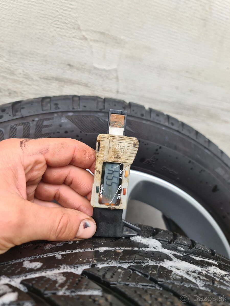 M.BENZ 5X112 R17 PLUS ZIMNE PNEU 205/55 R17 - 10