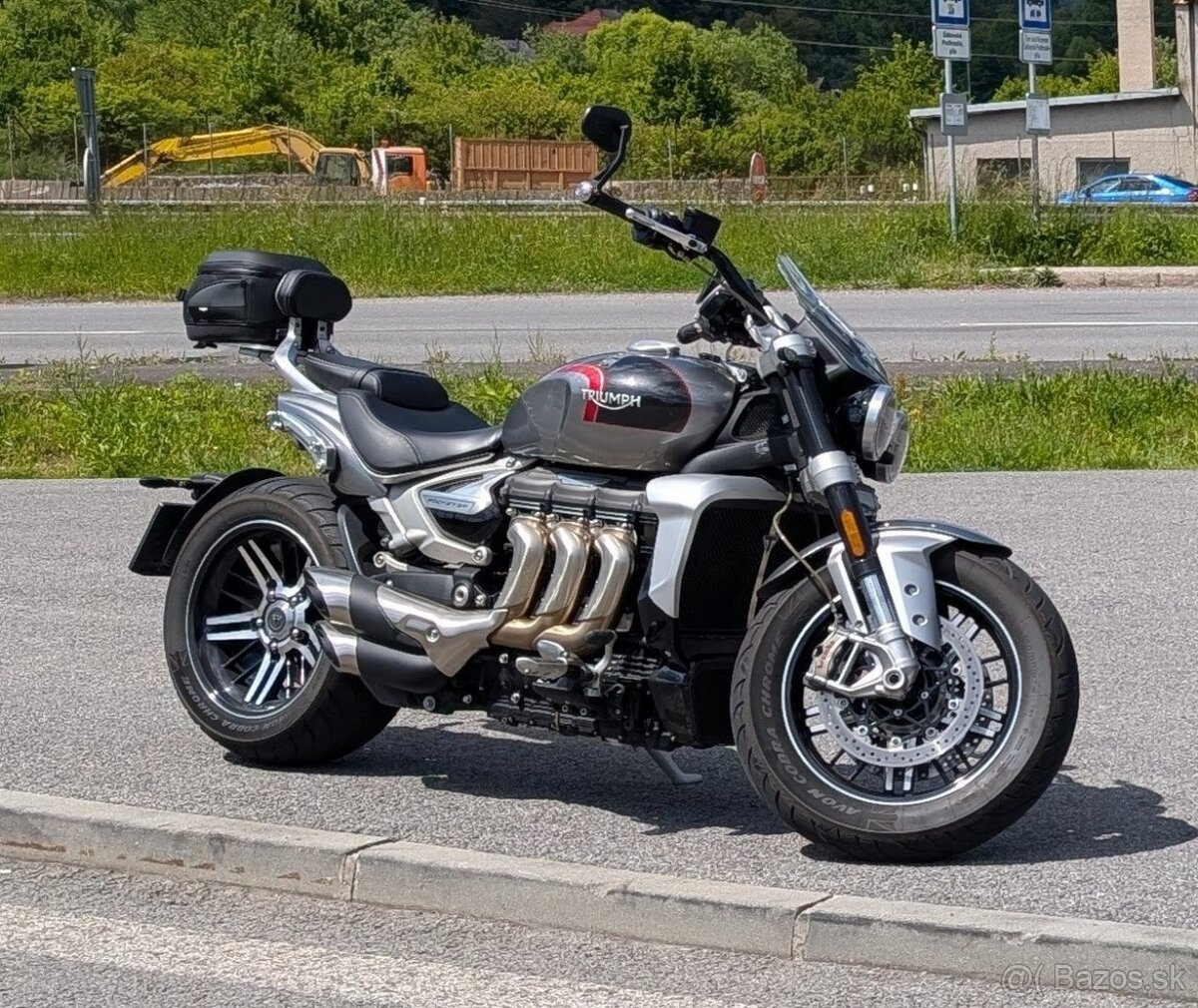 Triumph Rocket 3 GT (r.v. 2021) - 10