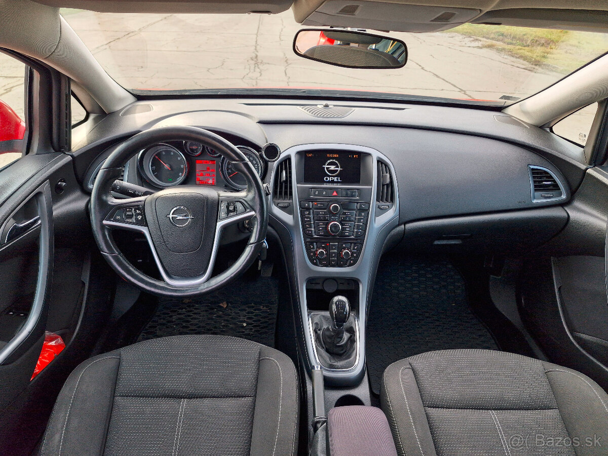 Opel Astra 1.3 CDTI Essentia - 10