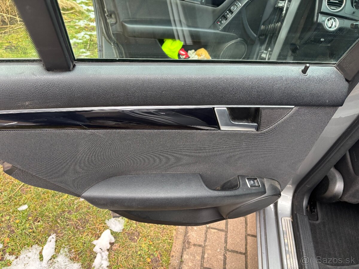 PREDÁM MERCEDES C220cdi typ W204 - 10