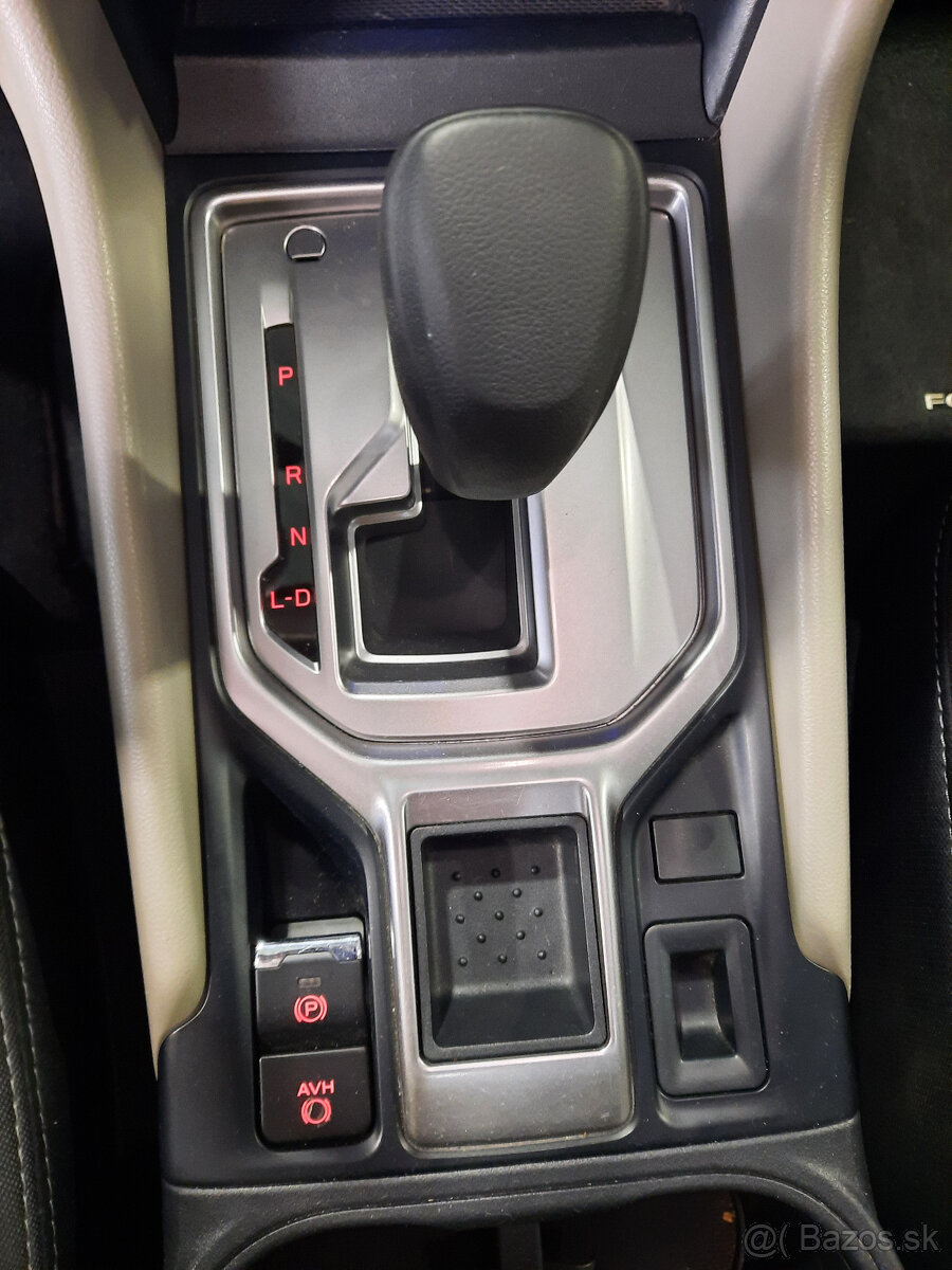 Subaru Forester 2,5L benzín 4x4 136 kW/185 PS - 10