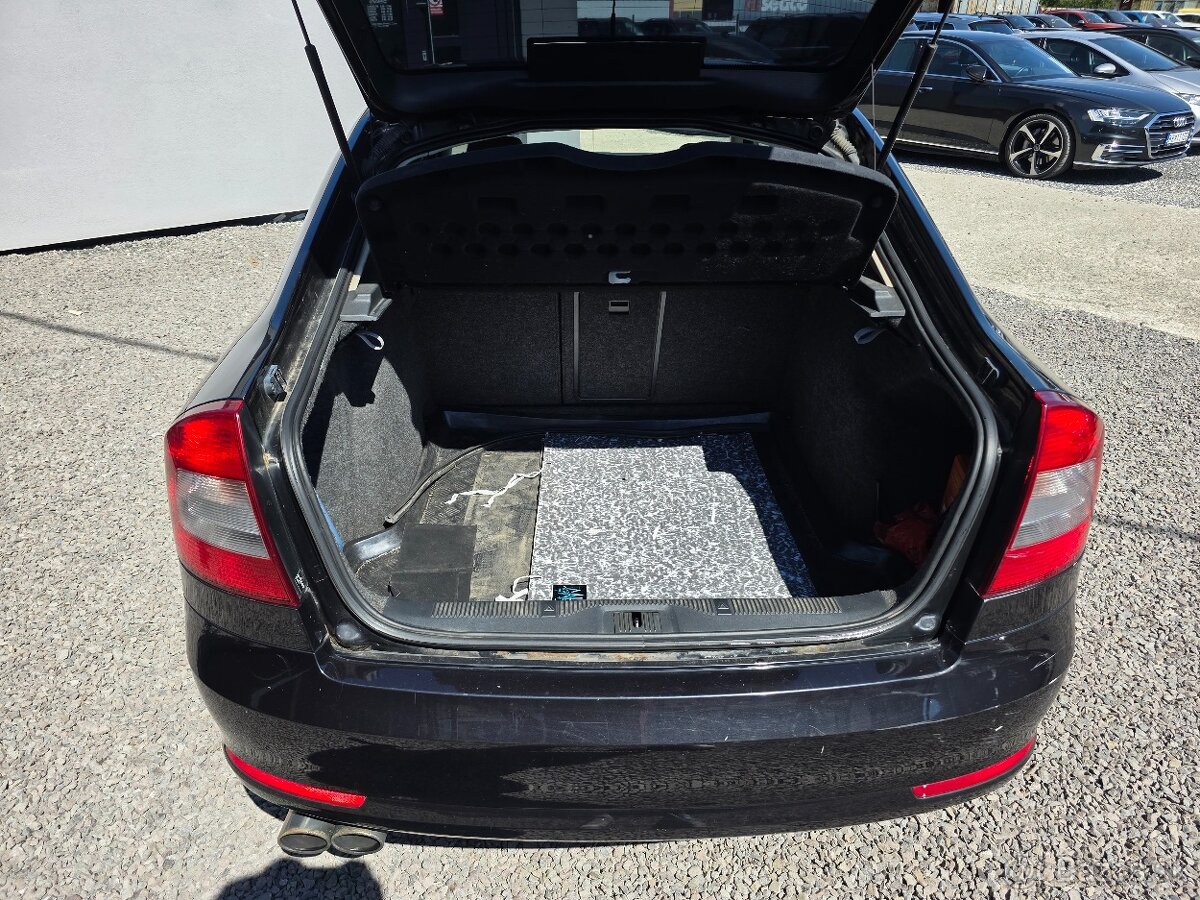 Škoda Octavia 1.8 TSI Elegance - 10