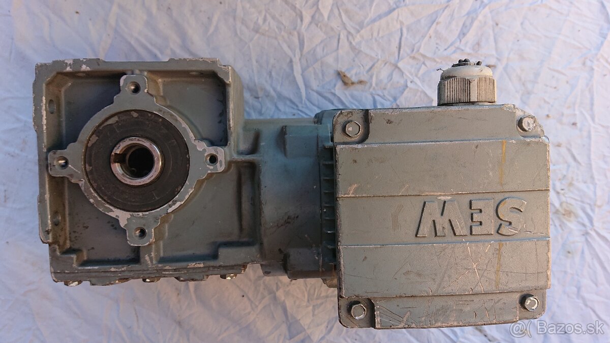 Predám motor s prevodovkou - 10