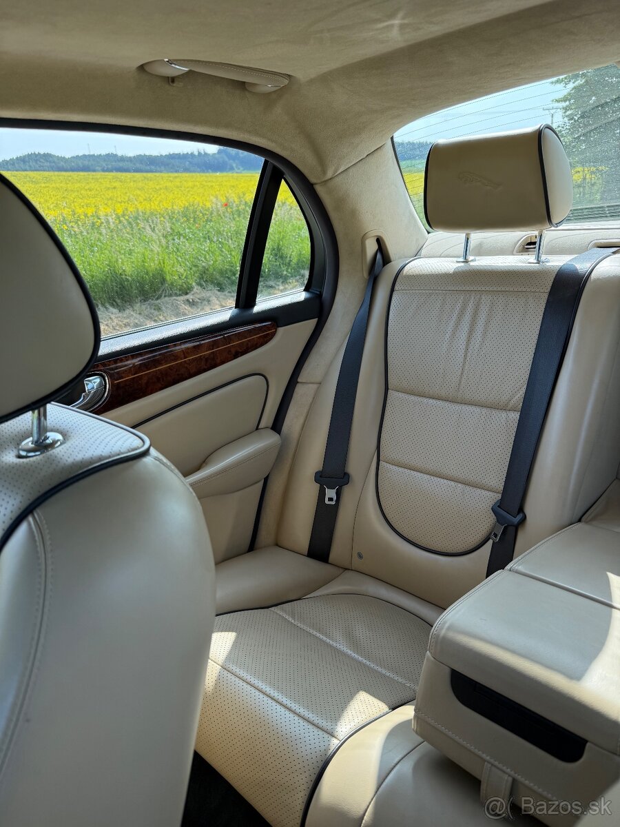 Jaguar XJ 2.7 Diesel Facelift - 10