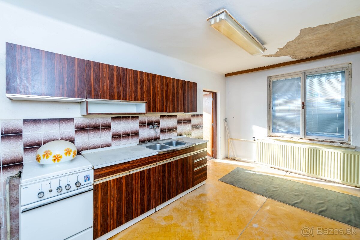 Ponúkame na predaj rodinný dom v Humennom - 10