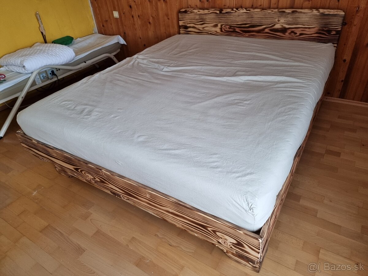 Posteľ z masívu - 10