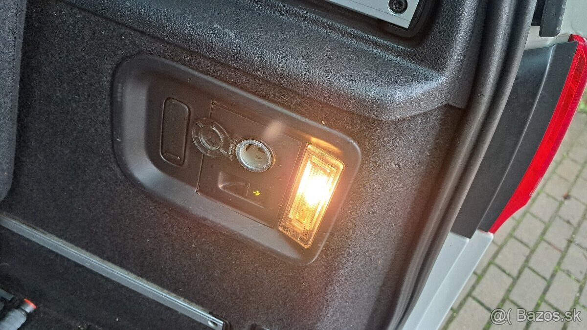 Volkswagen Sharan 2.0TDI 7-miestny 2011 VW - 10