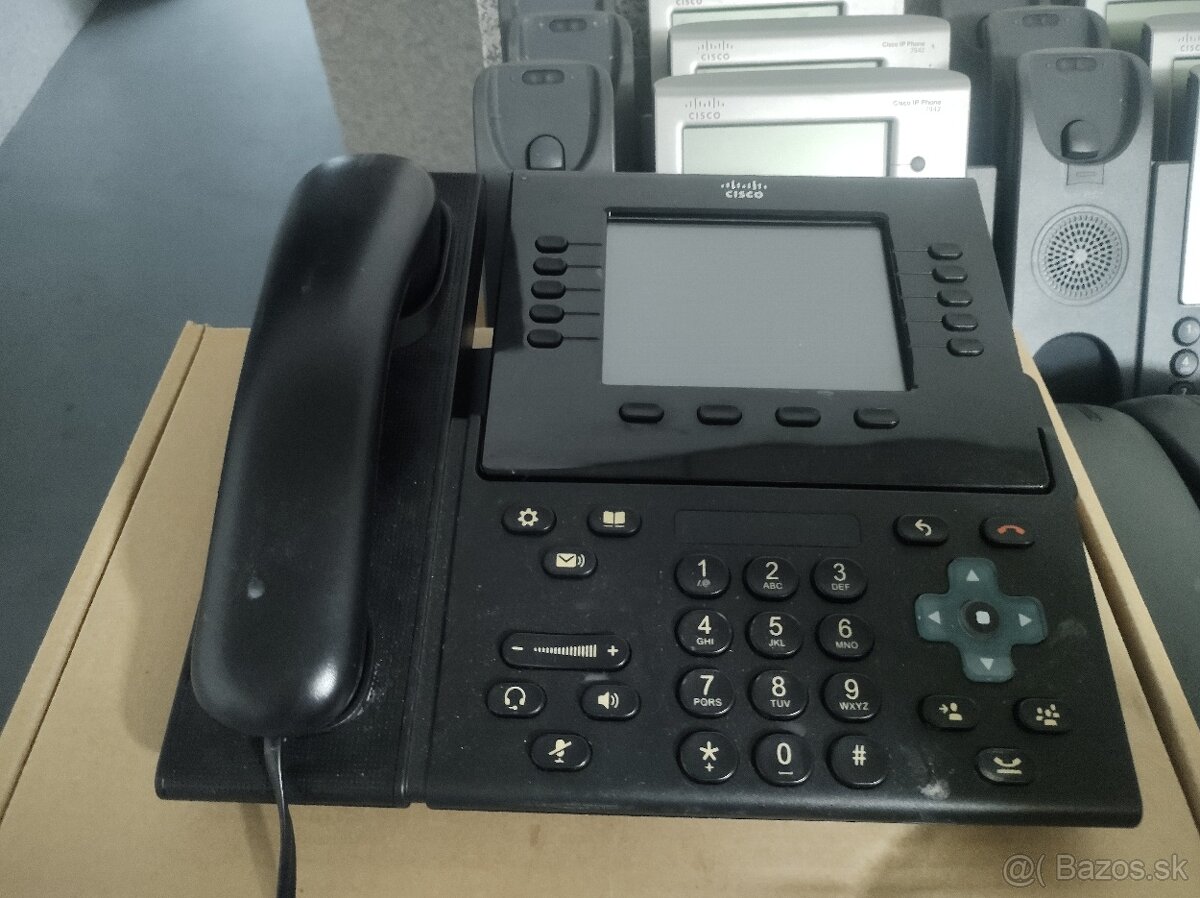 {19} Telefóny na pevnú linku - 10