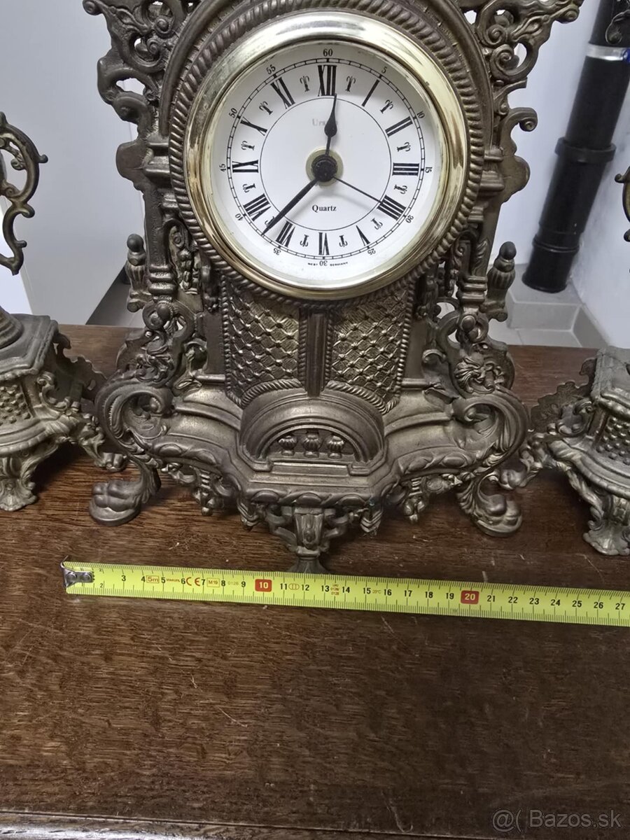 Krbove hodiny a svietniky na baterku nefunkčné. - 10