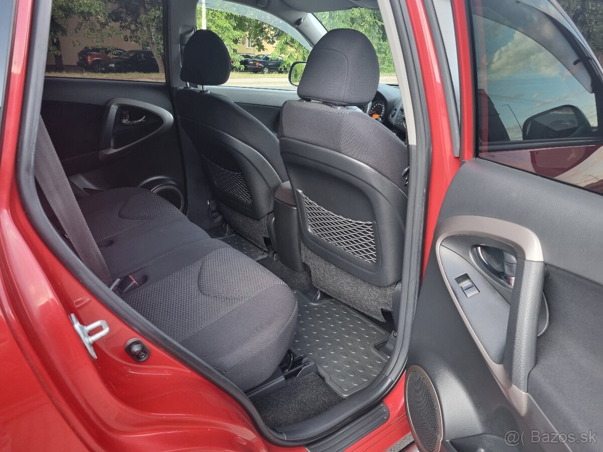 ===Toyota RAV4 2.0 VVT-i Lux A/T=== - 10