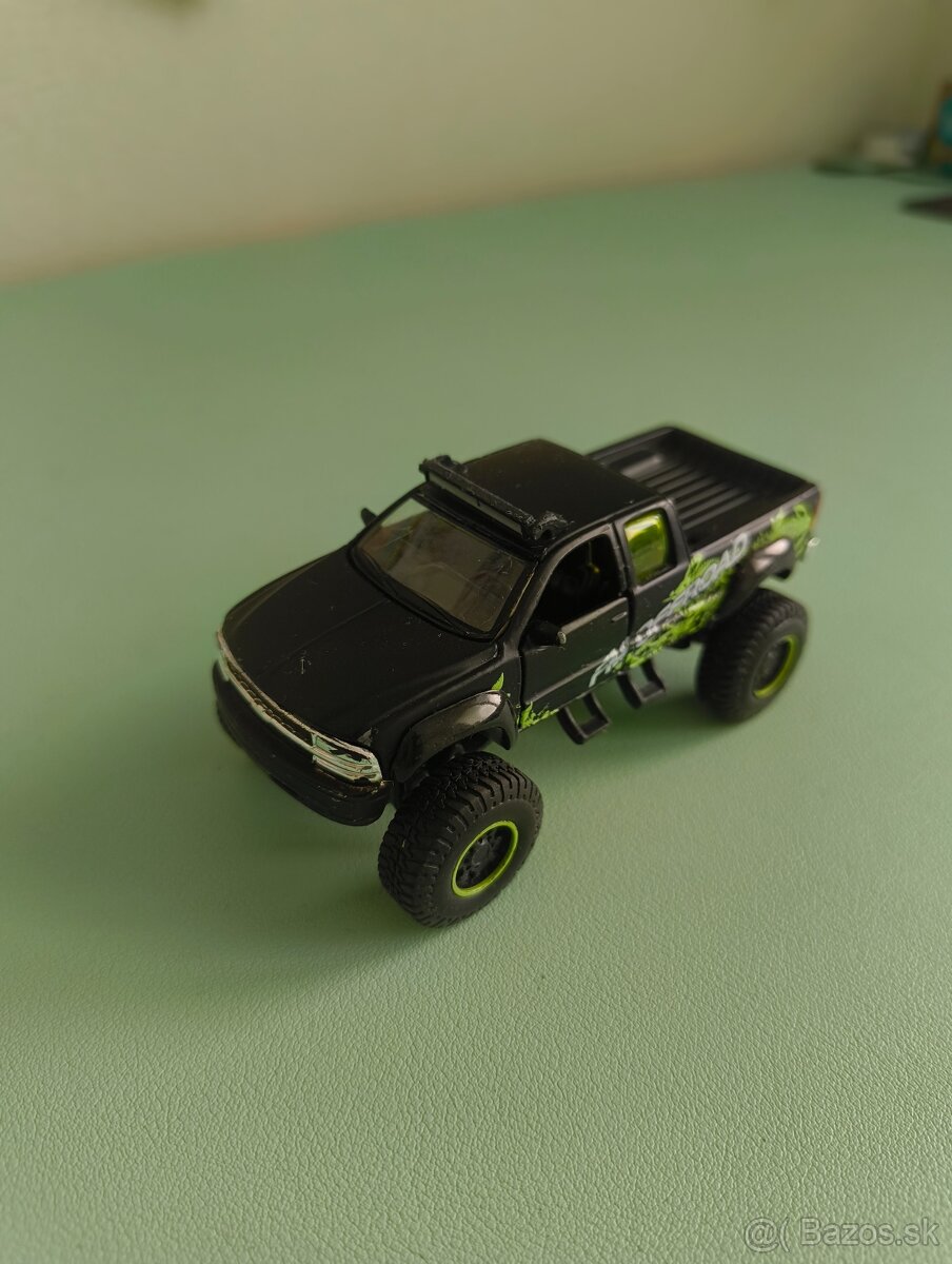 Autíčka Burago, Welly, Maisto - 10