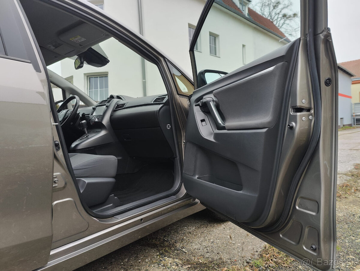 Toyota Verso, 1,8 benzín, r.v. 2017 - 10