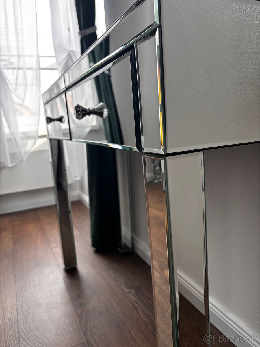 Zrkadlovy nabytok - 10