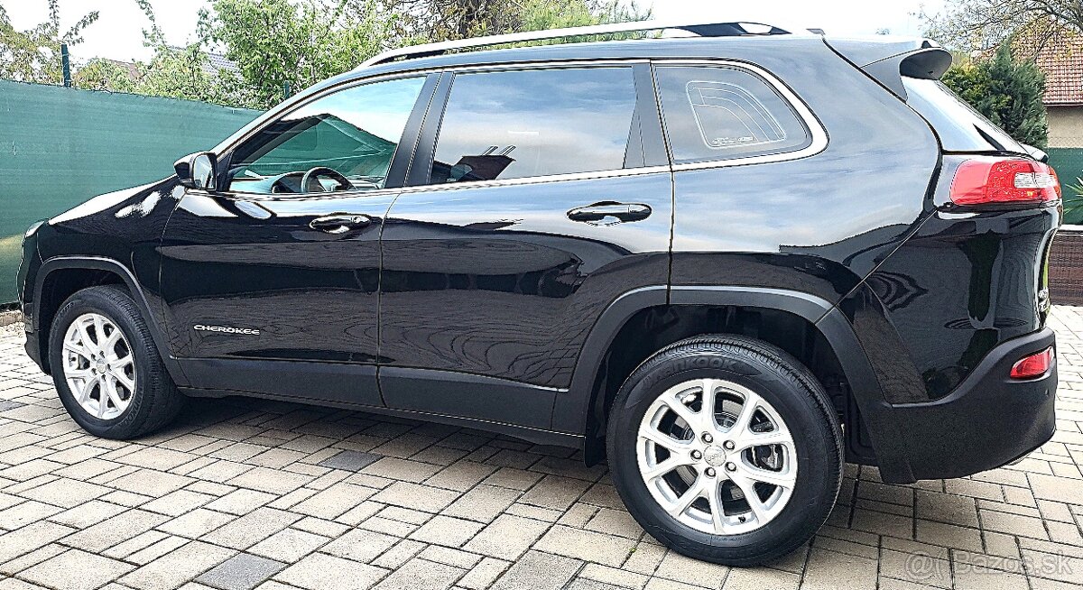 Jeep Cherokee 2.2 TD Longitude ADI AWD - 10