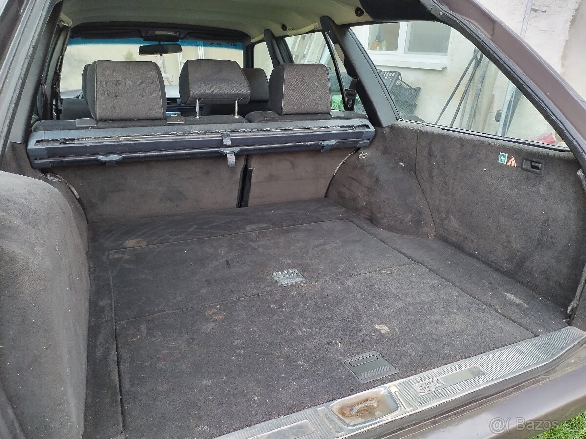 Mercedes W124 T - 10