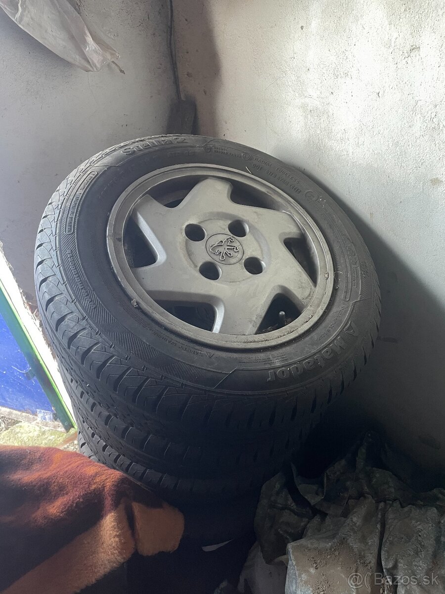 Peugeot 205 1.8 GDR - 10