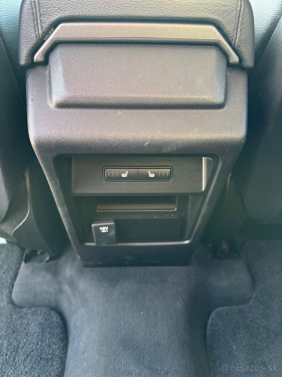 Land Rover Discovery sport - 10