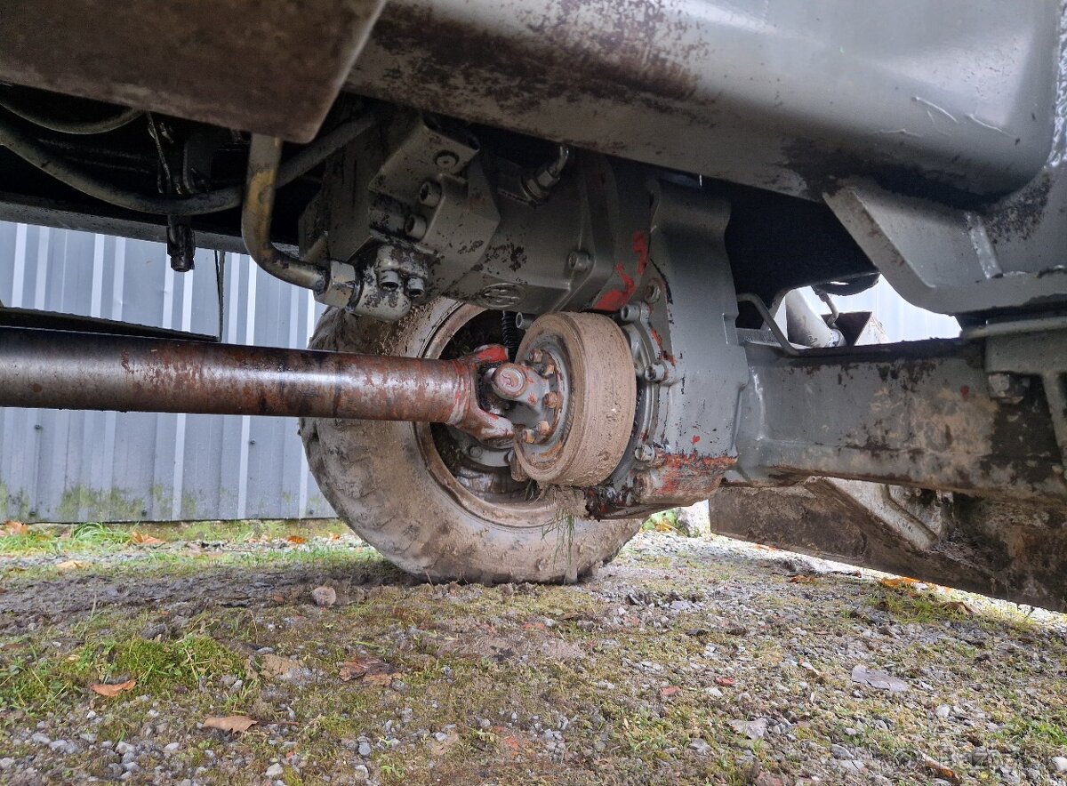 Kolesový bager O&K MH 2.10C 10t - 10