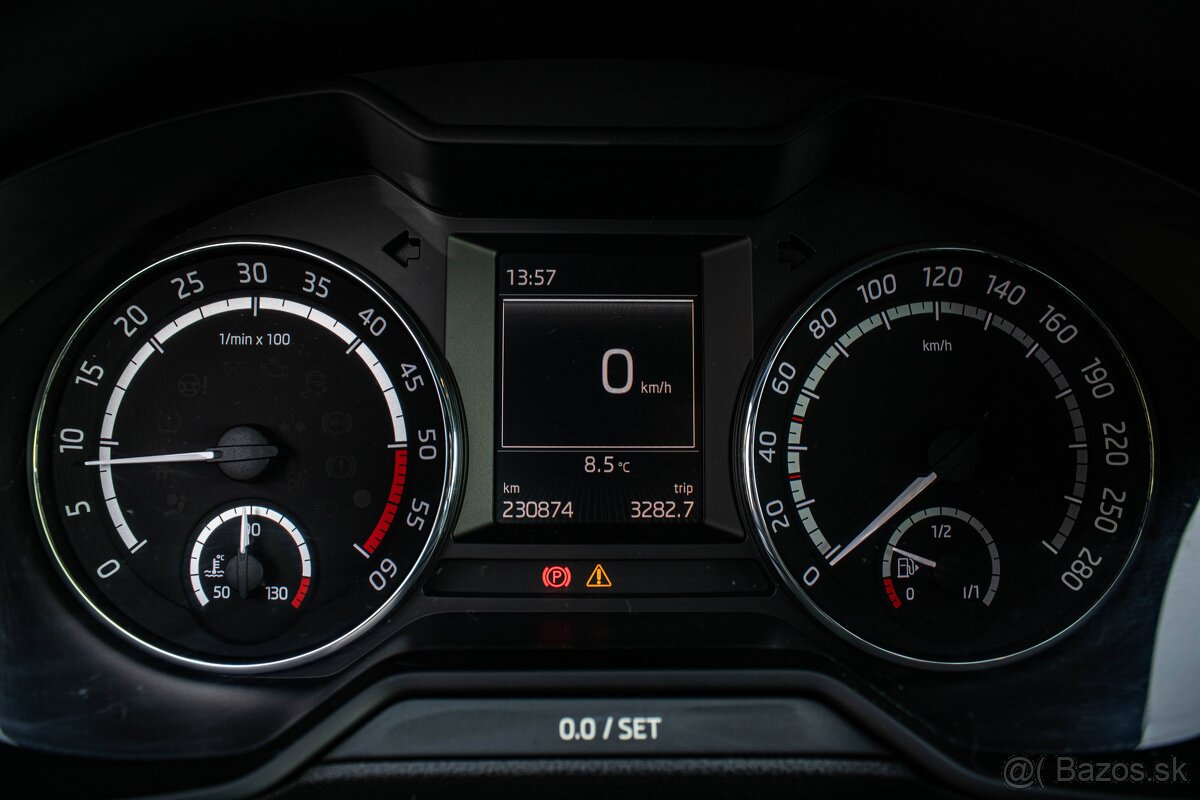 Škoda Octavia Combi RS 2.0 TDI - 10