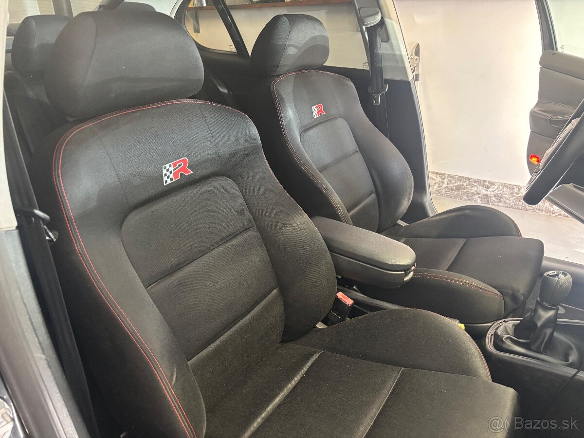 Predám Seat Leon Cupra 1.8T 132kW + úprava na 220ps - 10