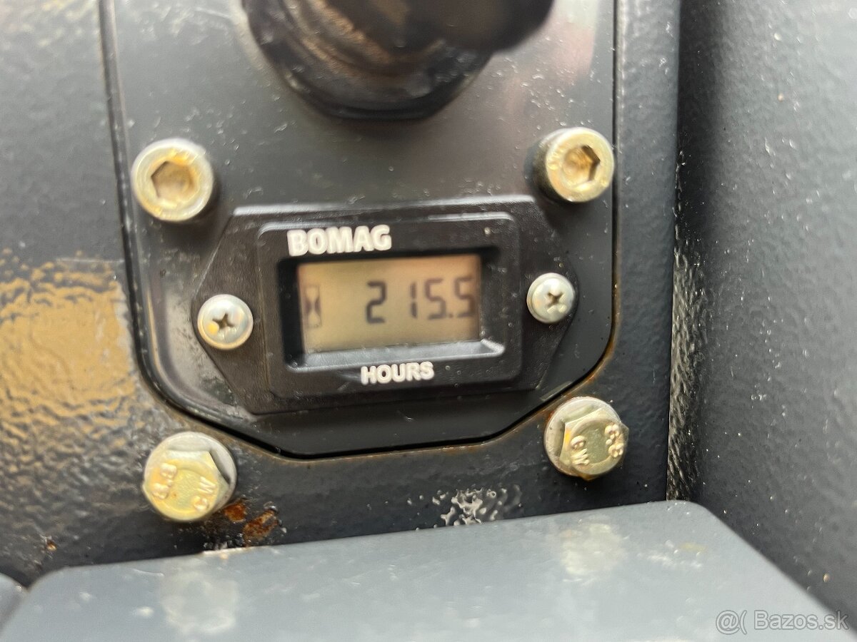 Reverzná vibračná doska Bomag BPR 35/60 D/E, 215mth - 10